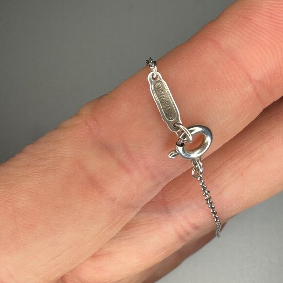 Tiffany’s Interlocking Circles Pendant - Picture 4 of 4